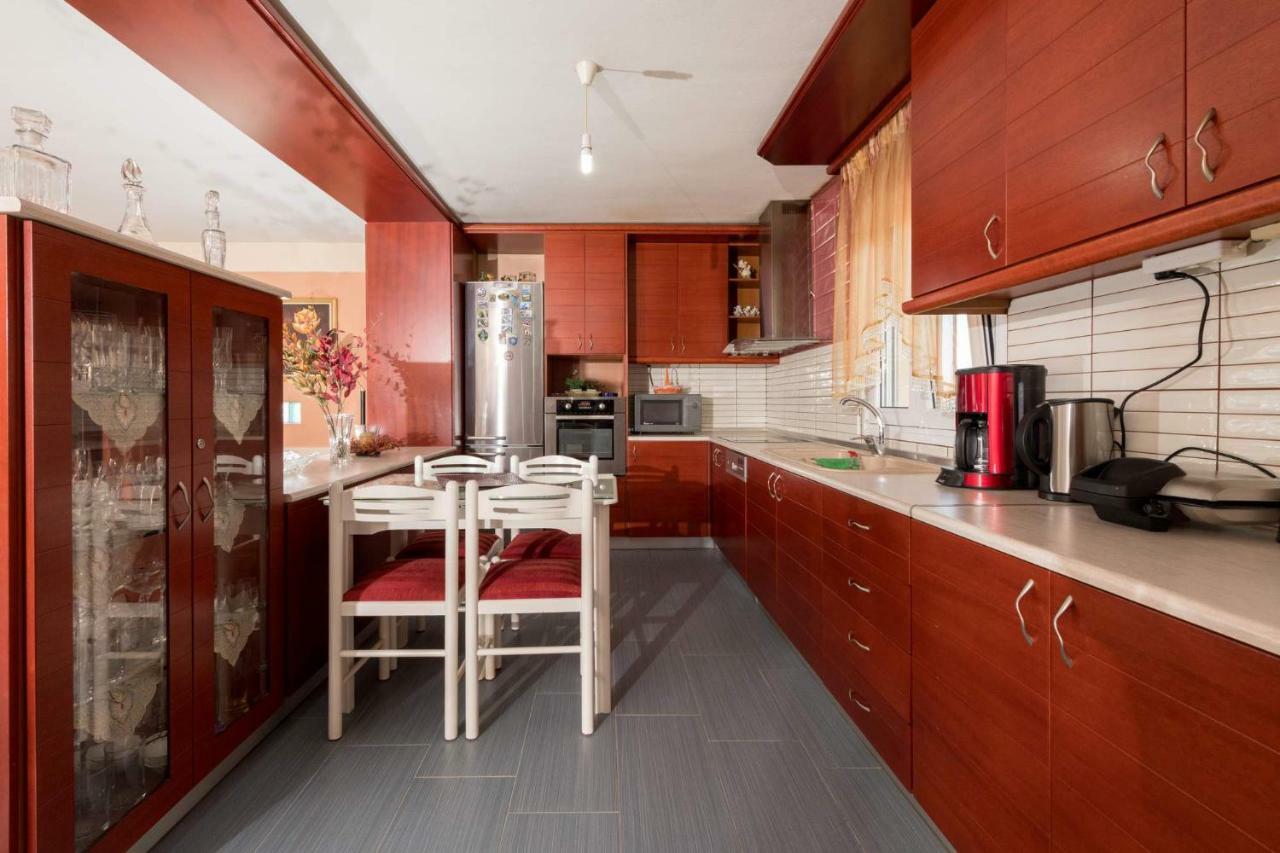 Geka'S Apartment Скала-Рахониу Екстериор снимка